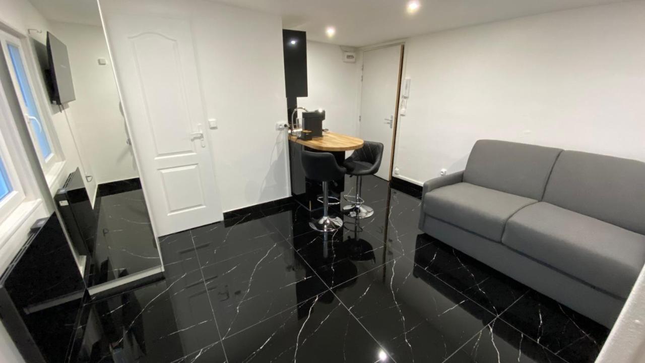 Bella Vita - Studio Tout Equipe - Tv Netflix - Centre Ville 100M- Gare 50M - Basilique 200M Lisieux Exteriör bild